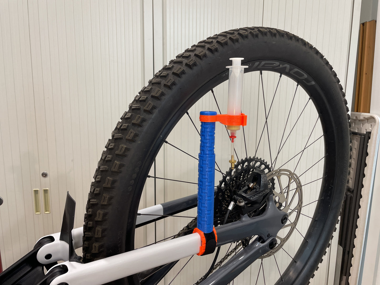 Bleed Me Seymour - Pro Brake Bleed Syringe Holder Kit