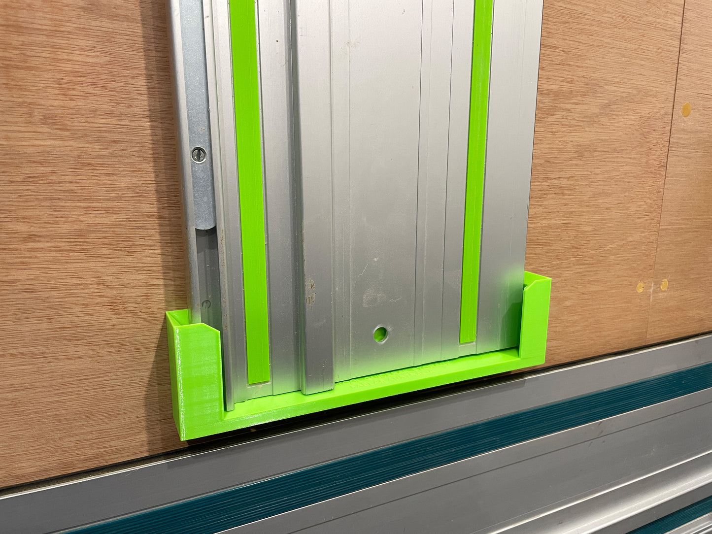 Guide Rail Storage