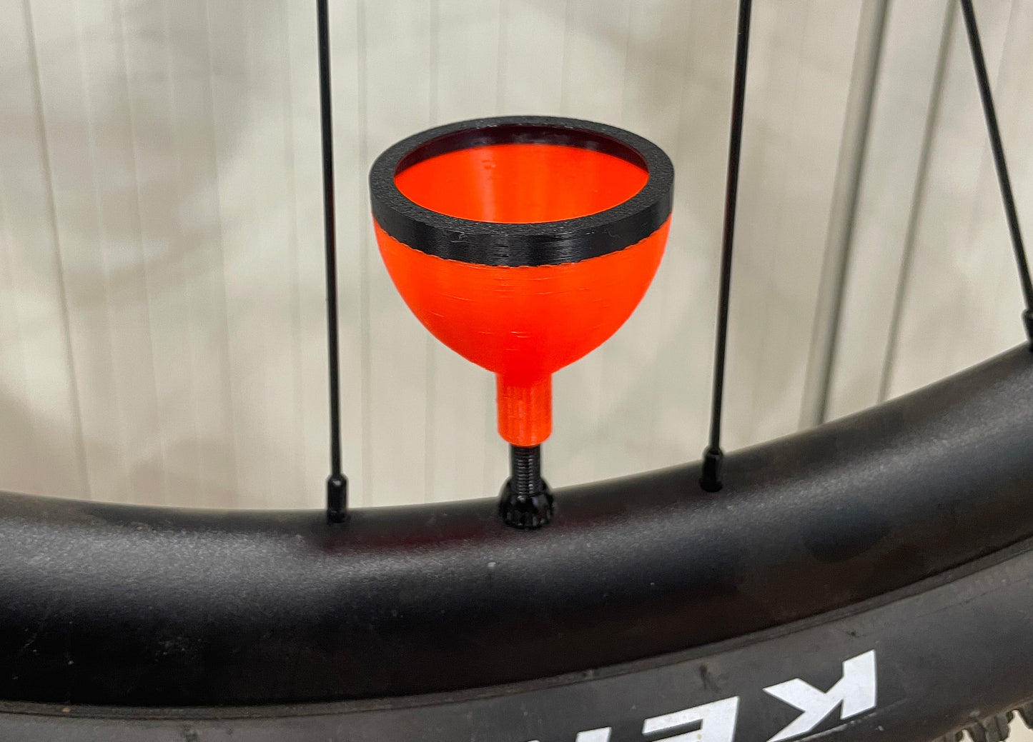 Tubeless Sealant Funnel (PRESTA)