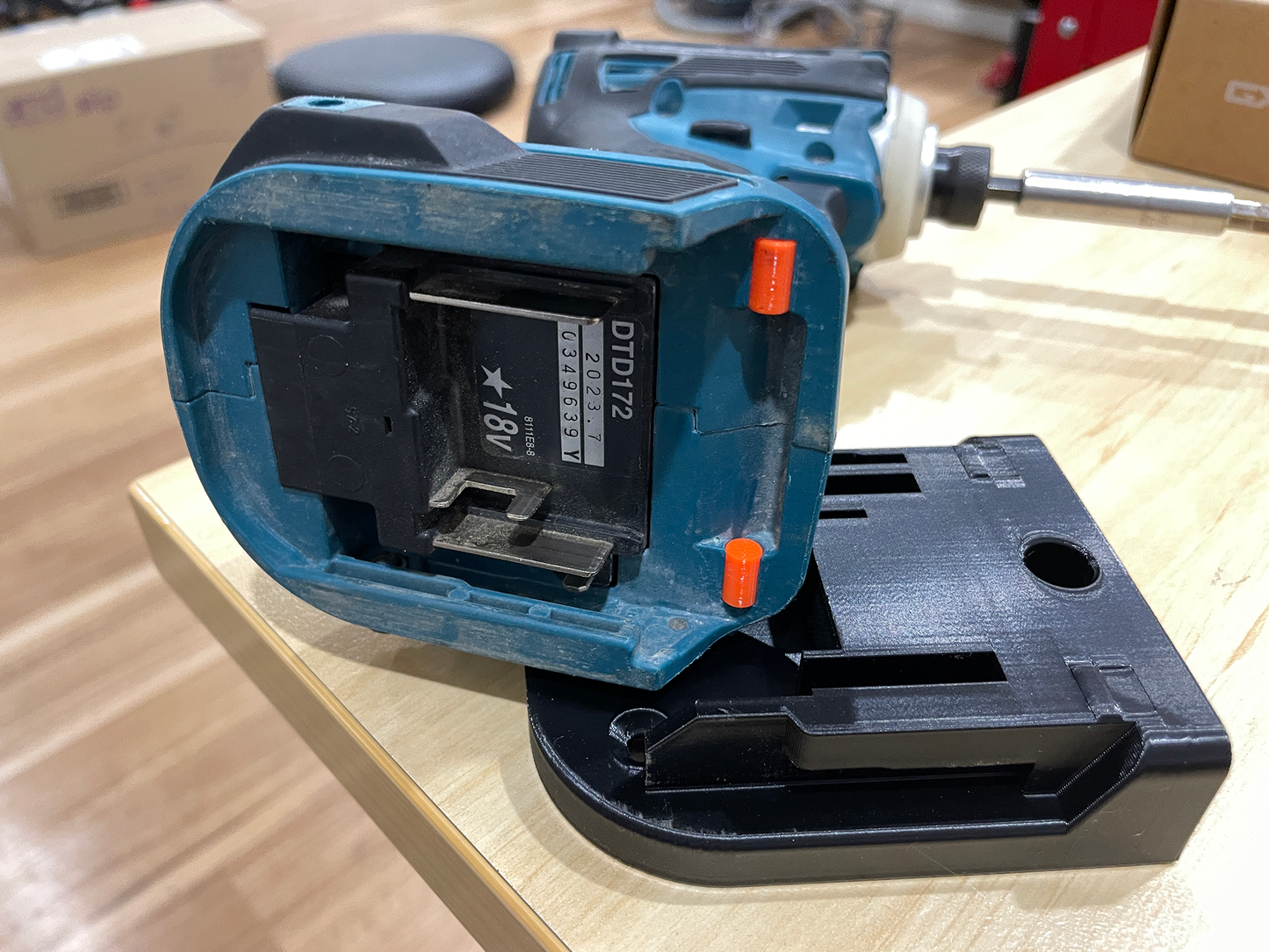 Stabilising Rubber Pins for Makita 18V & 36V Tools