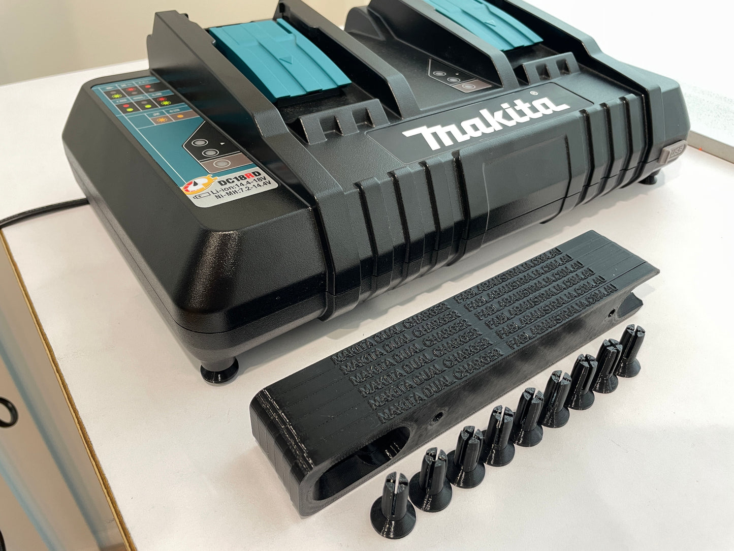 Rapid Wall Mount for Makita Dual Charger DC18RC