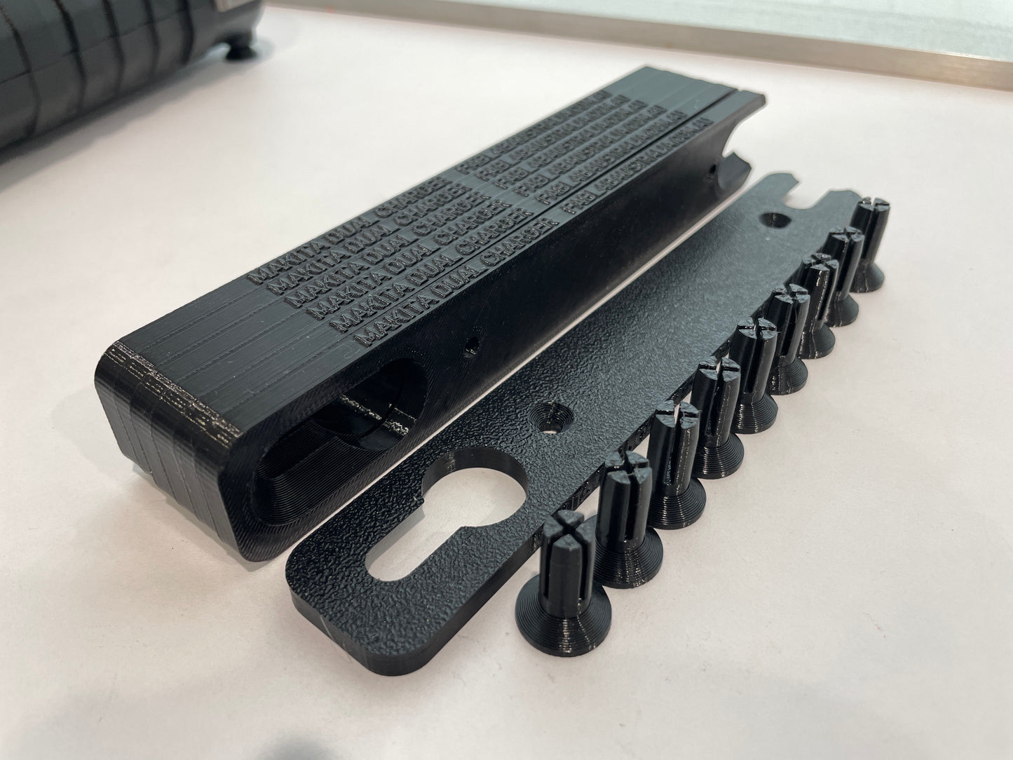 Rapid Wall Mount for Makita Single Charger DC18RD