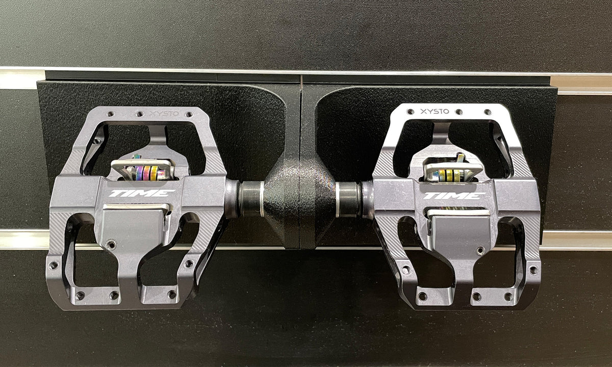 Retail Display Devices for Pedals
