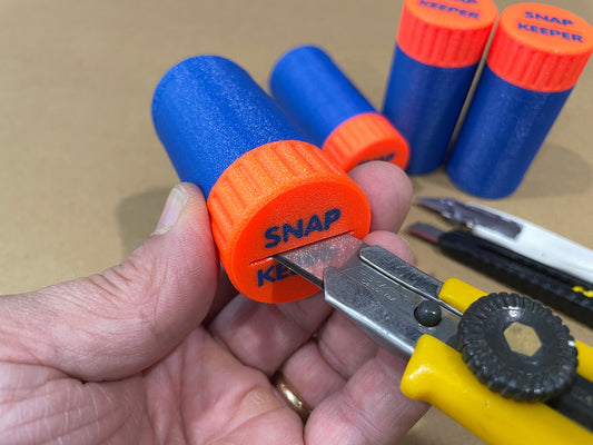 Snap Keeper - Snap Blade Disposal Container