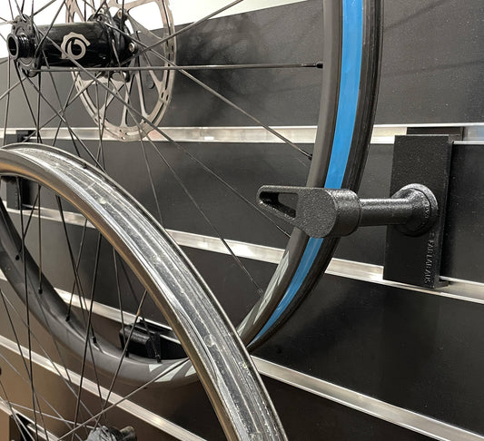 Retail Display Device for Bicycle Wheels